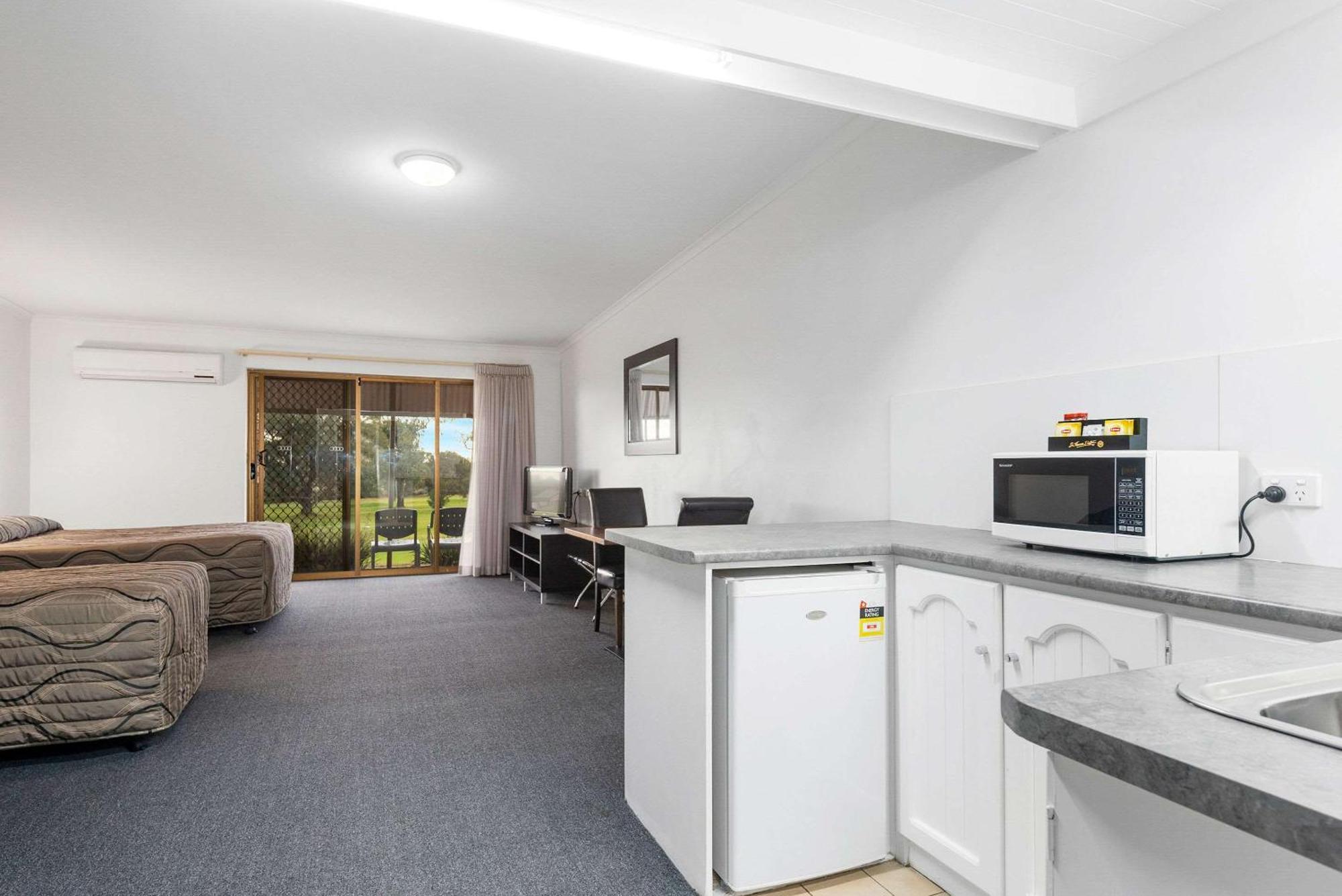 Comfort Inn & Suites Riverland Barmera Exteriör bild