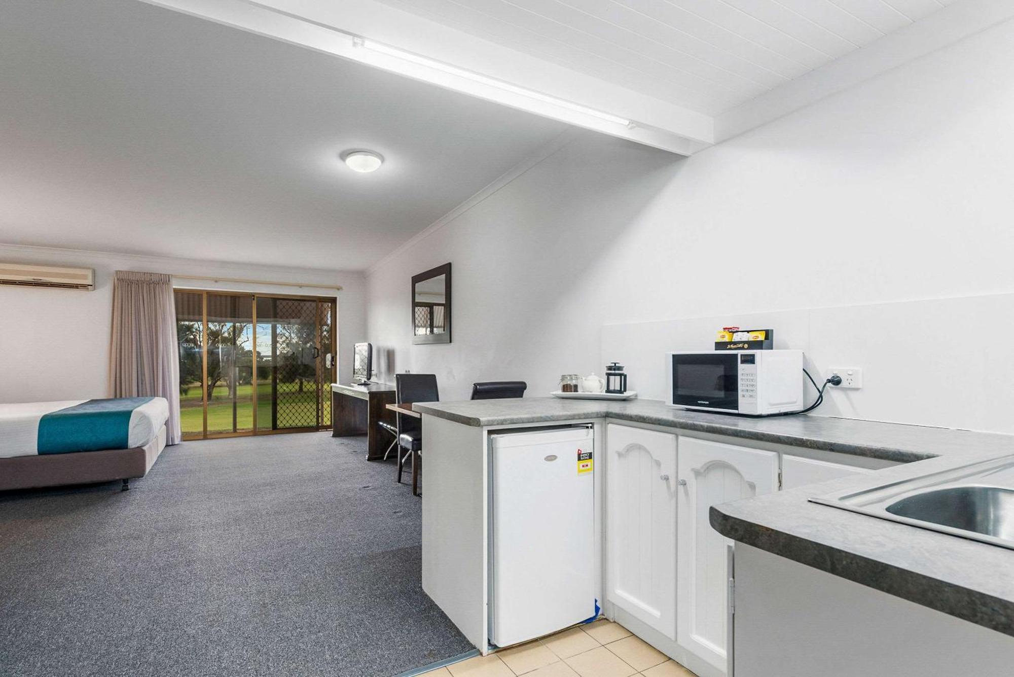 Comfort Inn & Suites Riverland Barmera Exteriör bild